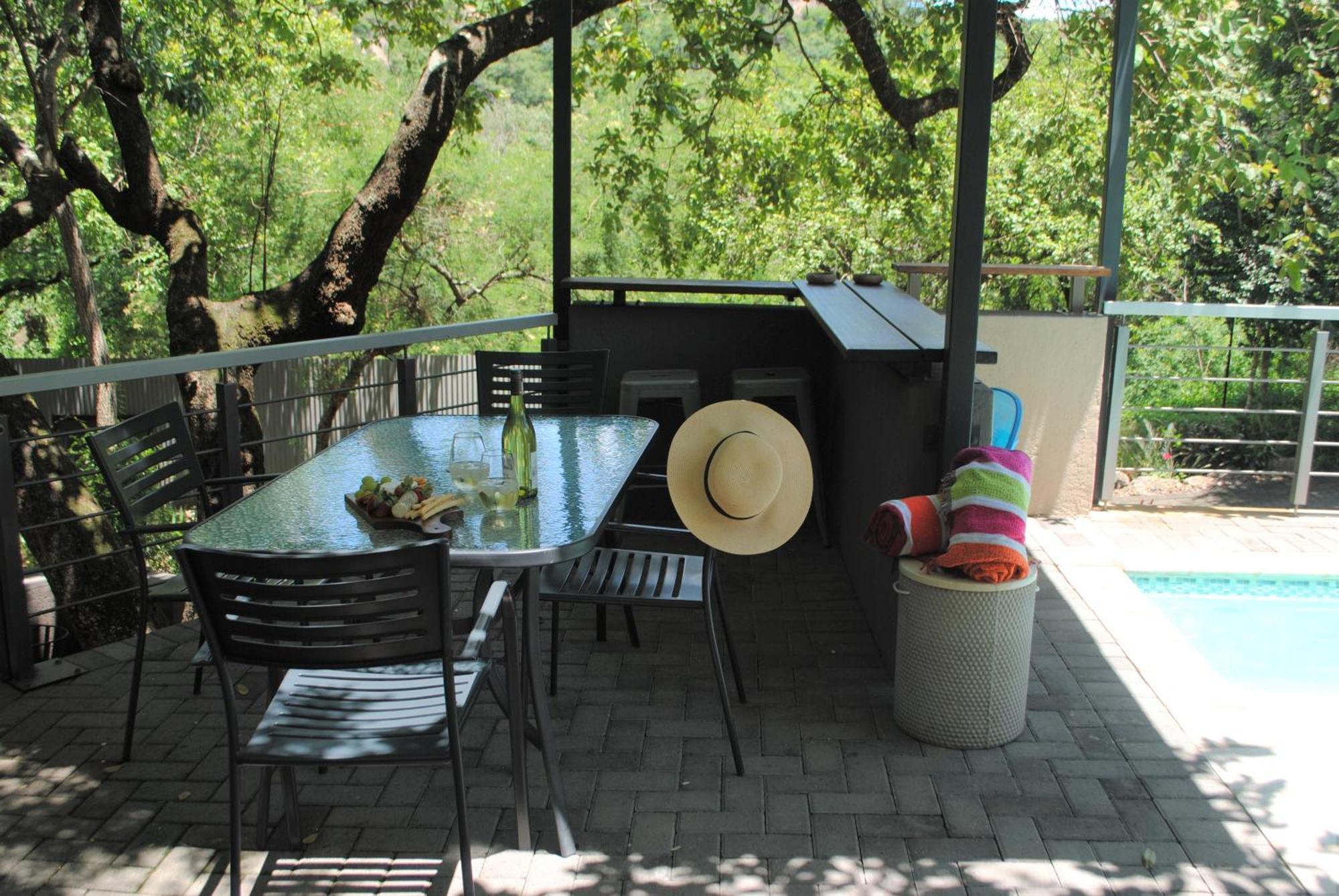 Birds Babble Self Catering Hotel Mbombela Buitenkant foto